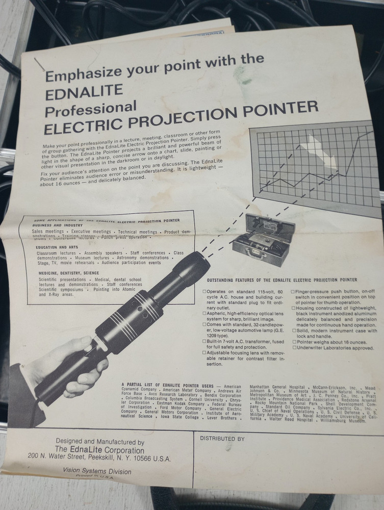EDNALITE 120A Vintage Projection Pointer W/ Original Case