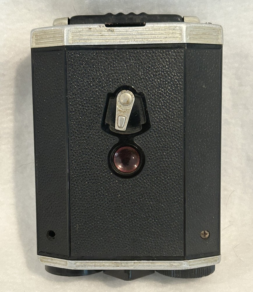 Vintage KODAK Brownie Reflex Synchro Model Camera untested