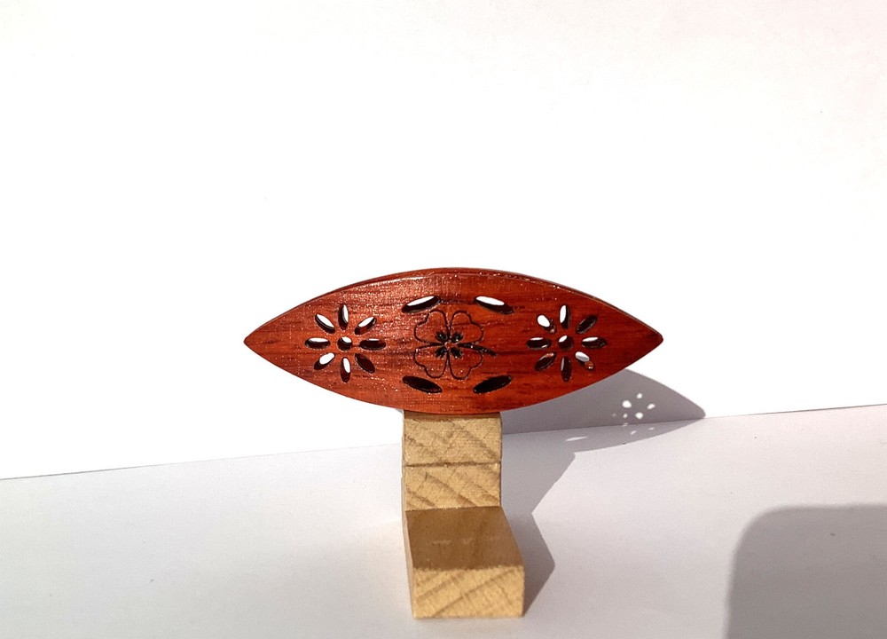 Rosewood tatting shuttle with cutouts 3" long