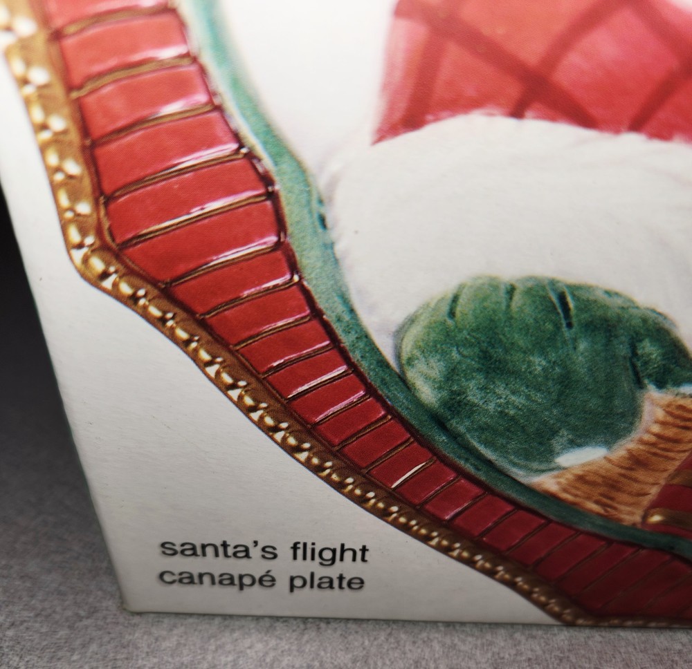 Fitz & Floyd Santa's Flight Canape Plate Sealed