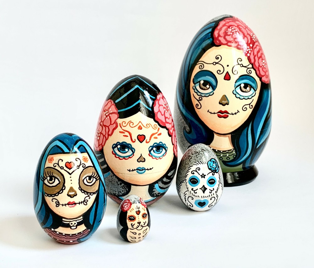 Santa Muerte 5 pcs Nesting Egg, Matryoshka 5'', Room Decor, Personalised Gift