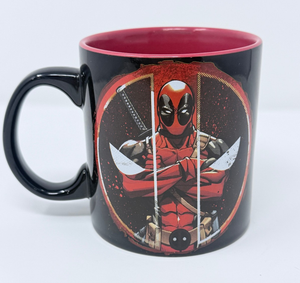 Marvel Deadpool 20 oz Mug