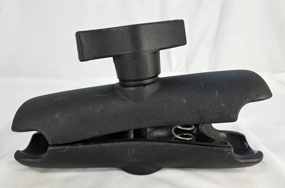 RAM Mount Medium Double D Size 2.25" Ball Mounting Socket Arm RAM-D-201U-MI1