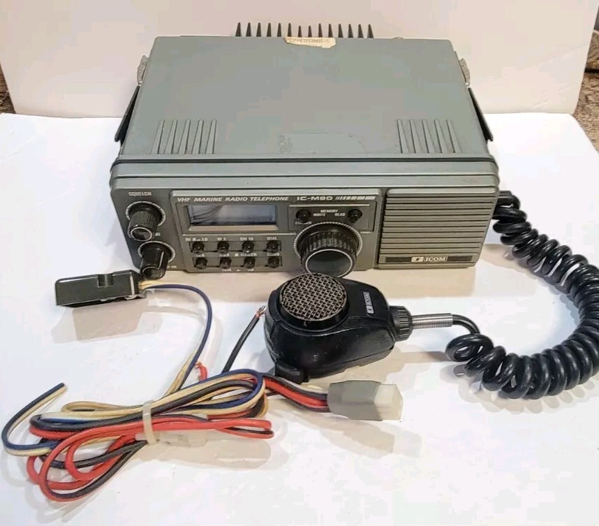 Icom VHF Marine Transceiver IC-M80 Untested