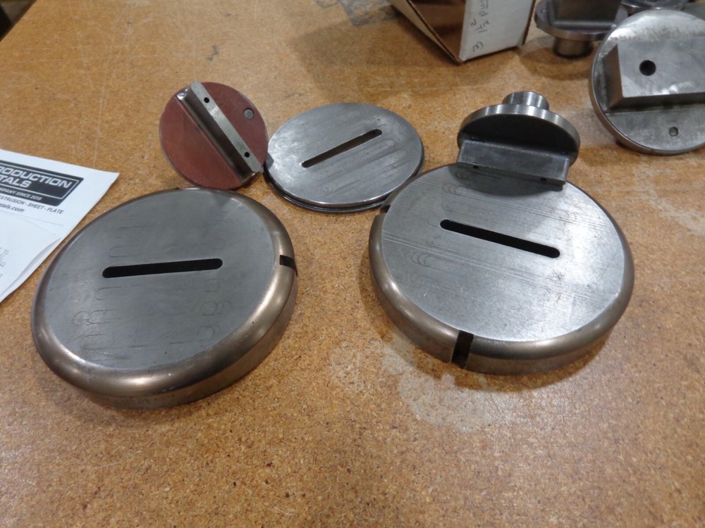 Strippet 3.5 assorted punch and die sets