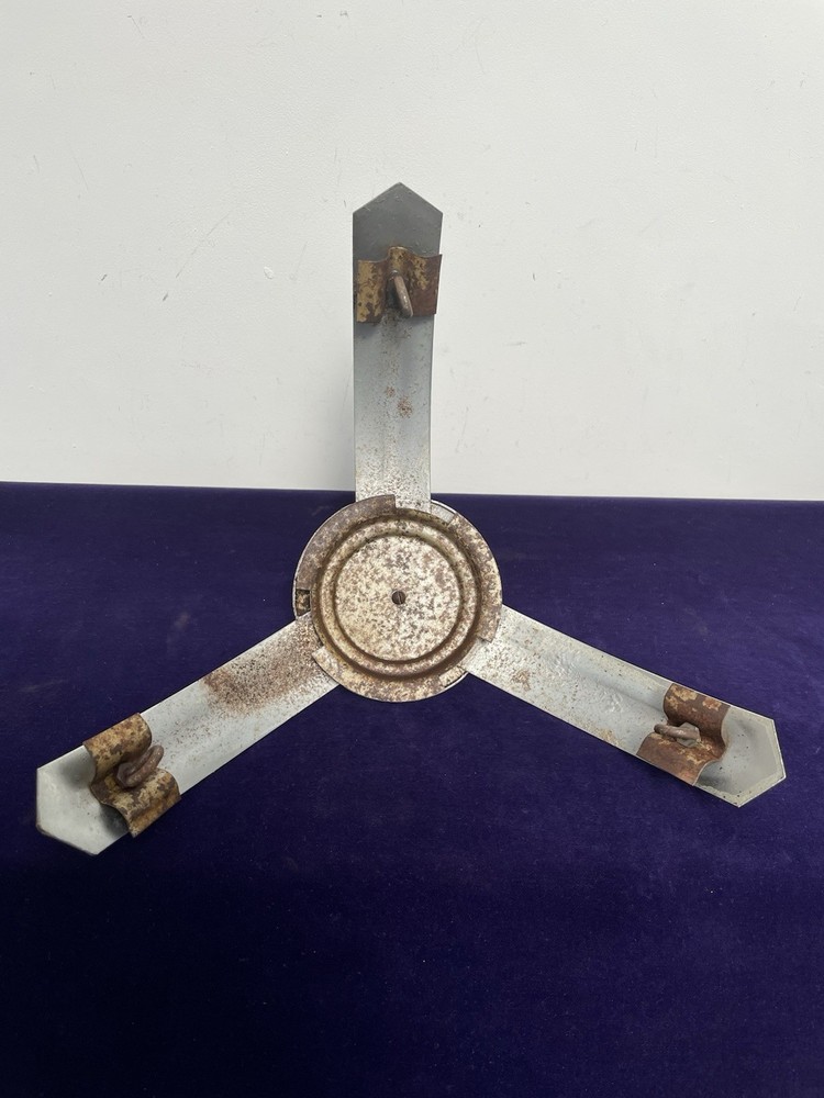Art Deco Clam Shell Ceiling Light Metal Frame Fitting