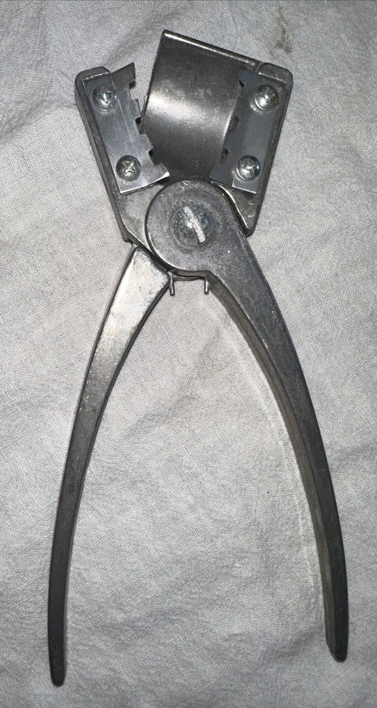 Vintage Pecan Nut Cracker Kitchen Tool Nutcracker