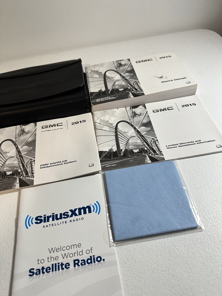 2015 GMC Sierra Denali Owner's Manual Set