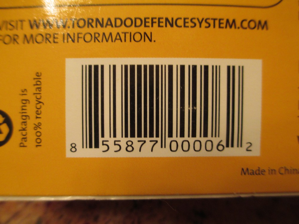 TORNADO PERSONAL DEFENCE SYSTEMS ARM BAND WITH DIRECTIONAL LIGHT