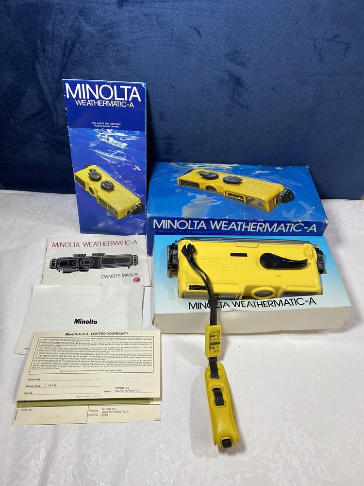 Minolta Weathermatic Waterproof Underwater Camera Original Packaging Untested