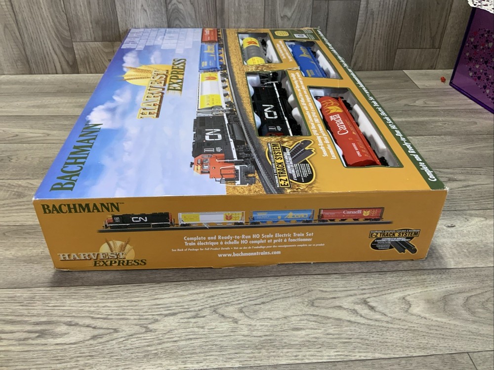 Bachmann Harvest Express HO train set