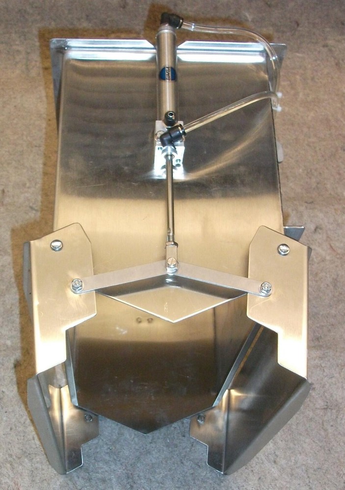 PNEUMATIC CYLINDER OPERATED PACKAGING DUAL DUMP HOPPER RECTANGULAR STAINLESS NEW