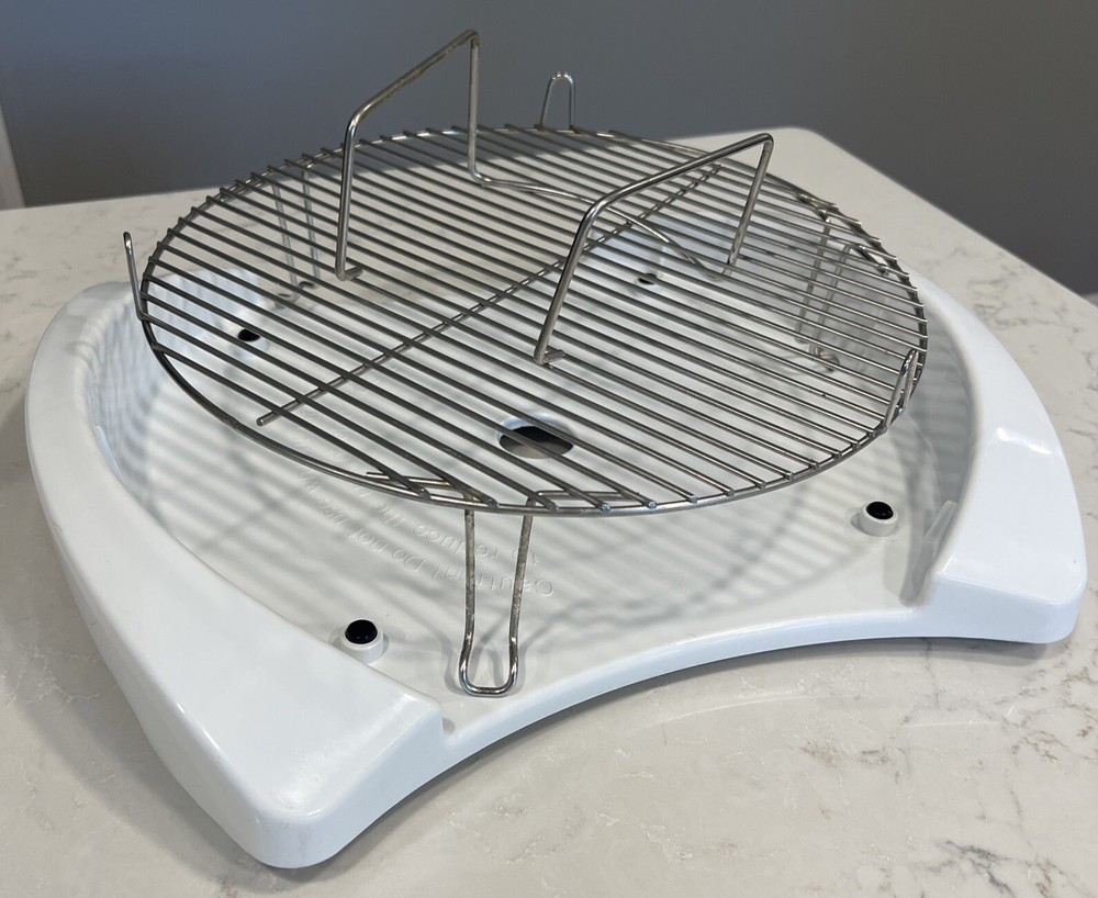 Thane Flavor Wave Deluxe Oven MHO1200 Replacement Part White Plastic Bottom Base