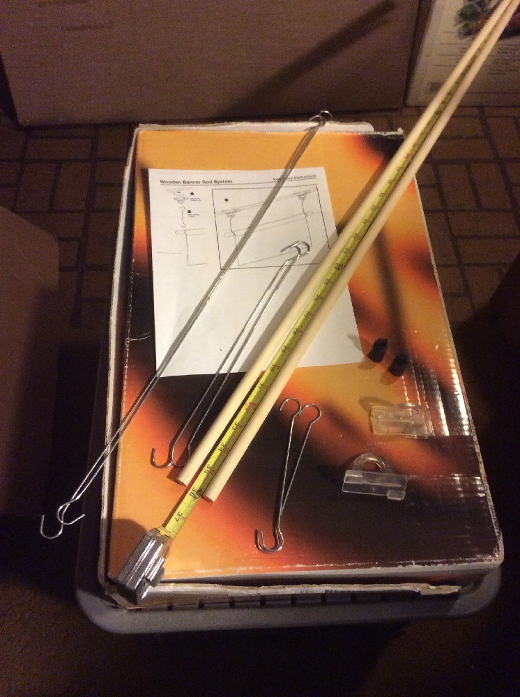 POSTER/BANNER HANGING KIT
