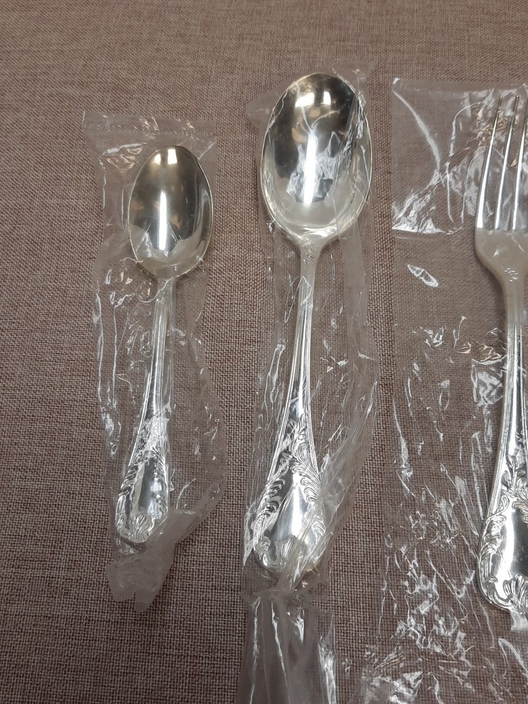 Stainless 4-Piece Place Flatware Setting Marly Pattern NEW SEALED