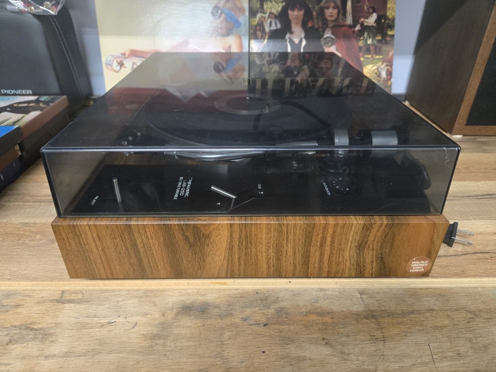 Realistic Lab-250 Turntable Near MINT