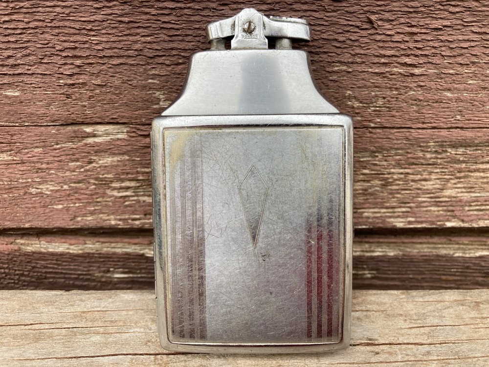 Vintage Art Deco Ronson Mastercase Cigarette Case / Lighter Chrome