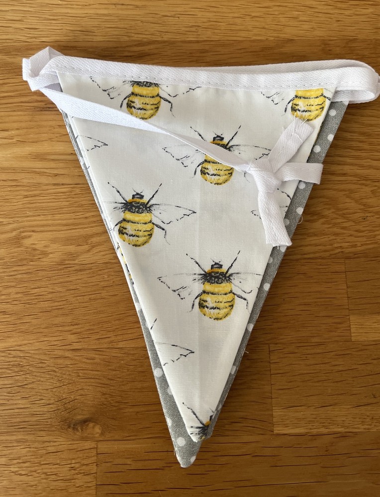 Handmade Bumble Bee / Bee Bunting , Double Layer, FREE POSTAGE