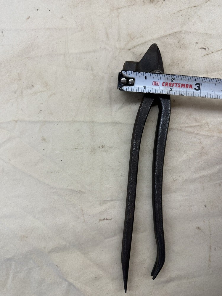 Vintage Iron Tin Snips/Muli-metal Working Tool