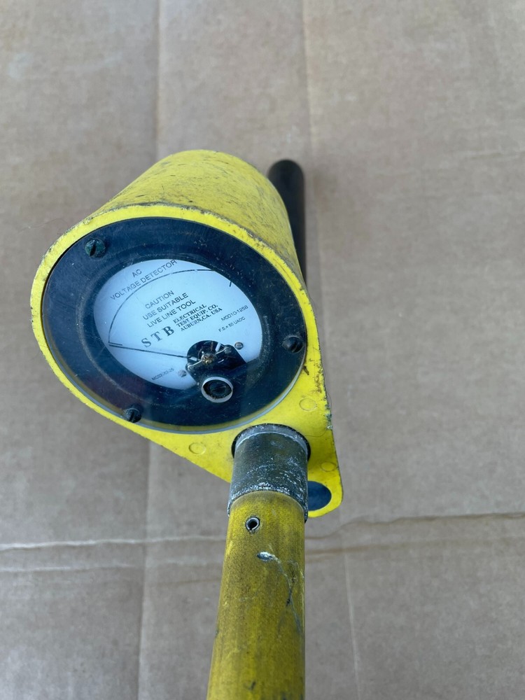 STB 72 AS - Yellow/Black Handheld Analog Phasing Test Sensor Electrical