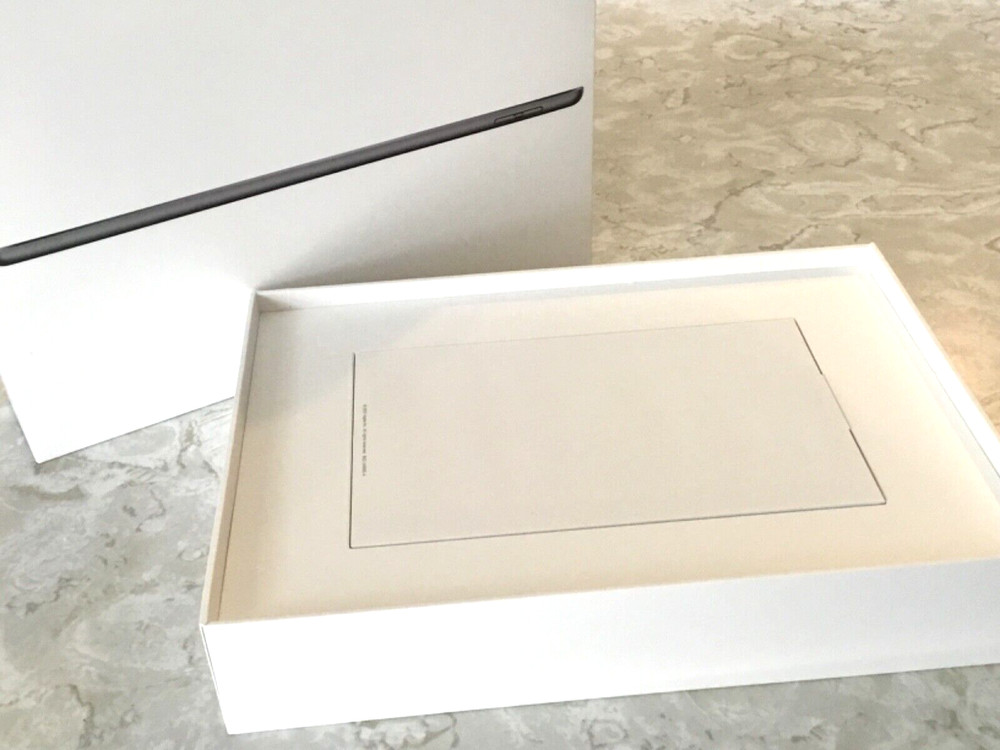 EMPTY Apple iPad 9th Generation 64GB EMPTY BOX & 2 Apple Stickers EMPTY