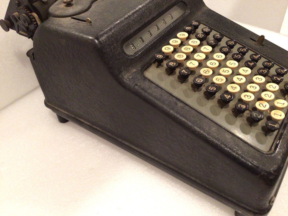 Vintage 1920s-1930s Adding Machine Antique