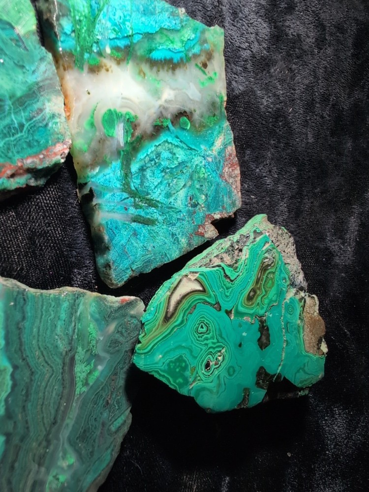 Chrysocolla Arizona Rough 251 Grams