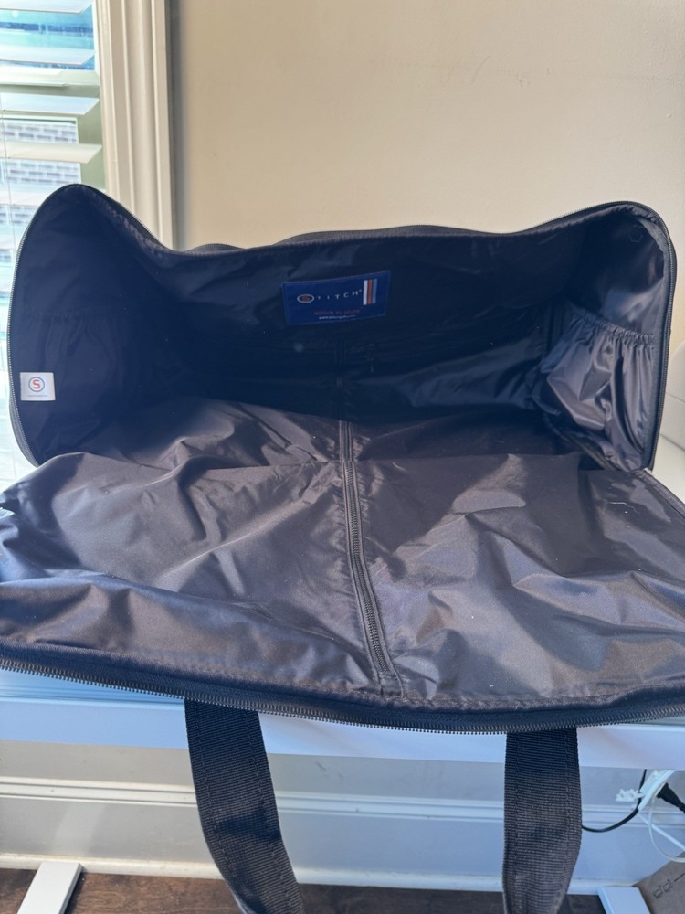 stitch golf ultimate garment bag EUC