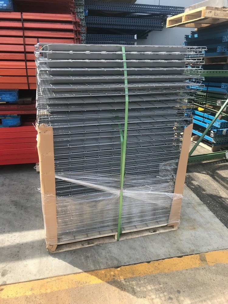 New Waterfall Wire Mesh Decking 42D x 58W