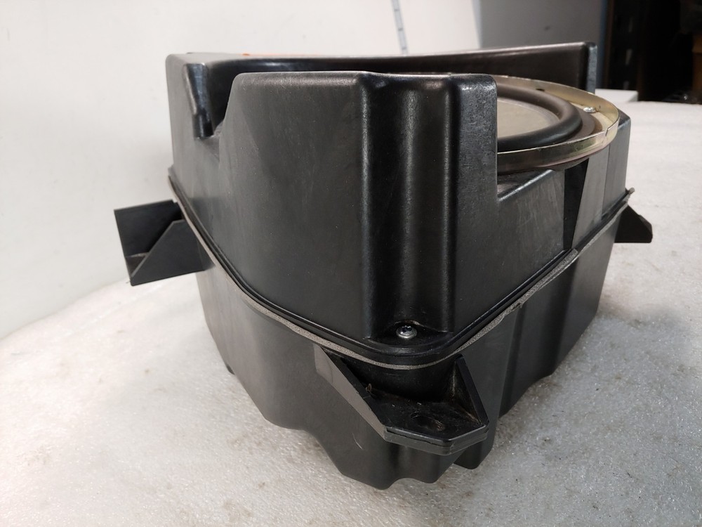 2009-2013 Honda Pilot OEM Subwoofer with Box EAB20110A