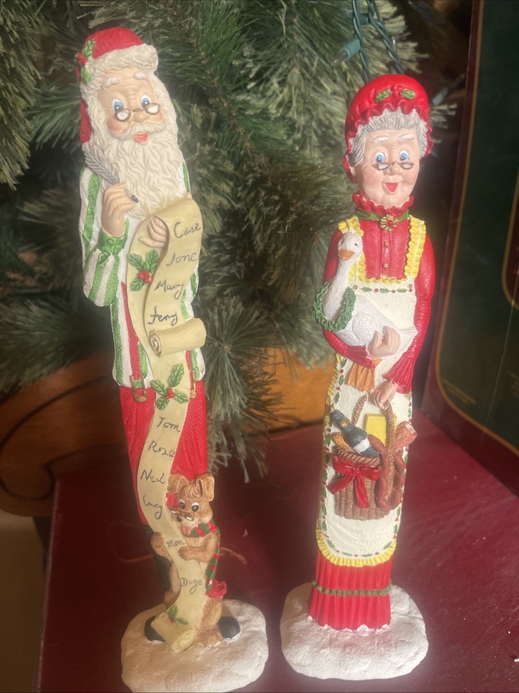 Pencil Mr. & Mrs Santa