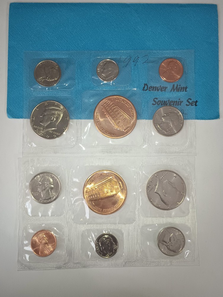 1990 & 1992  DENVER SOUVENIR MINT SETS !