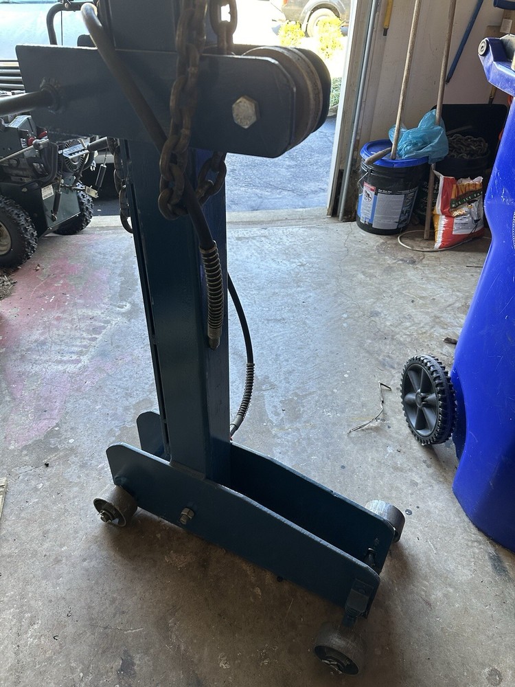 Pulling Post (Custom Made, Never Used)