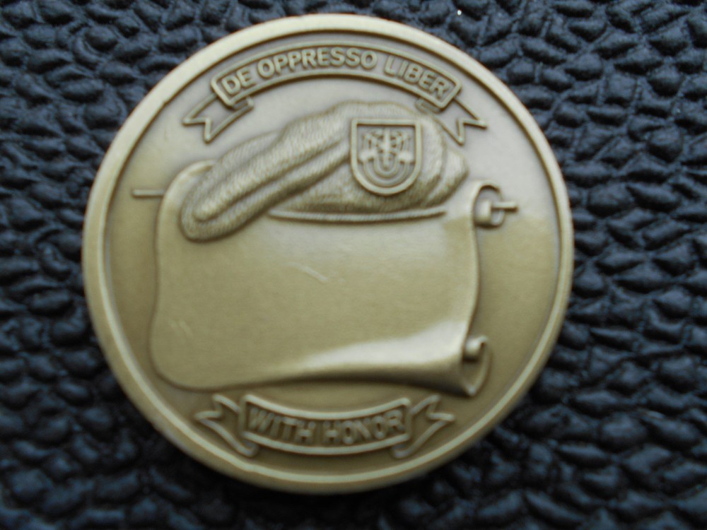 19th Special Forces (ABN) 1st Special Forces Challenge Coin