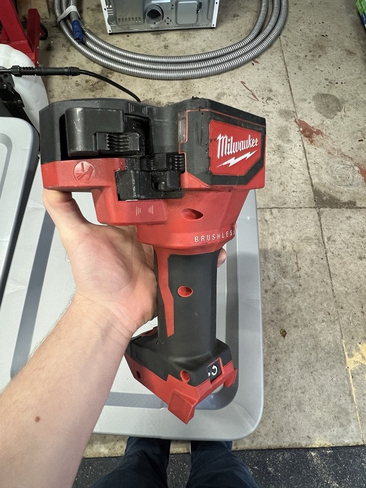 Milwaukee 2872-20 Threaded Rod Cutter (Tool Only)