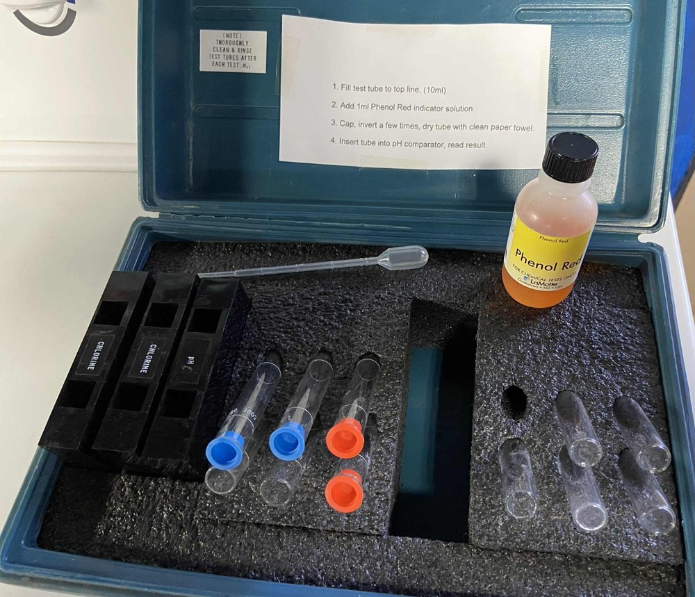 Chlorine & pH Test Kit