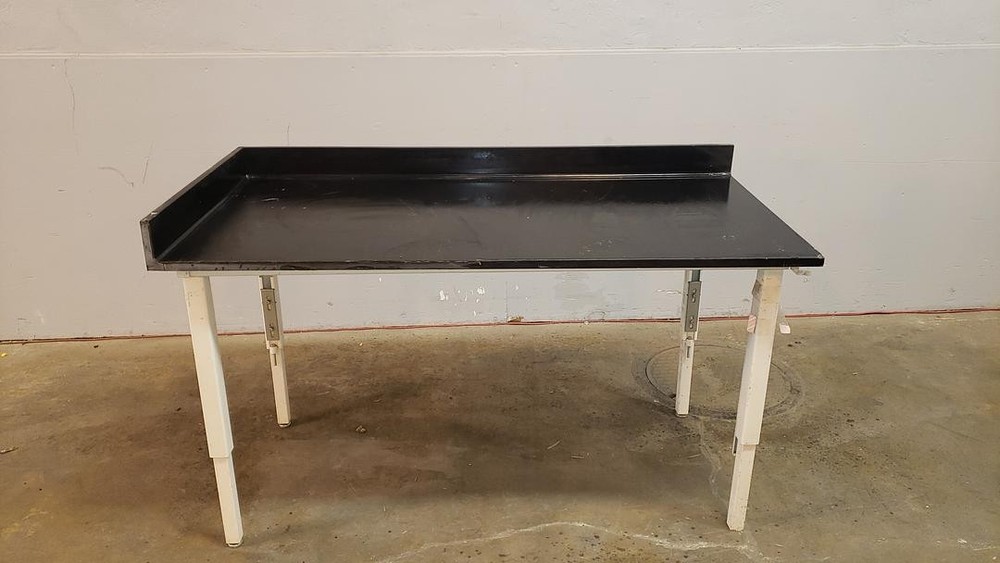5' Lab Table W/Black Epoxy Countertop(S6LLST11458)