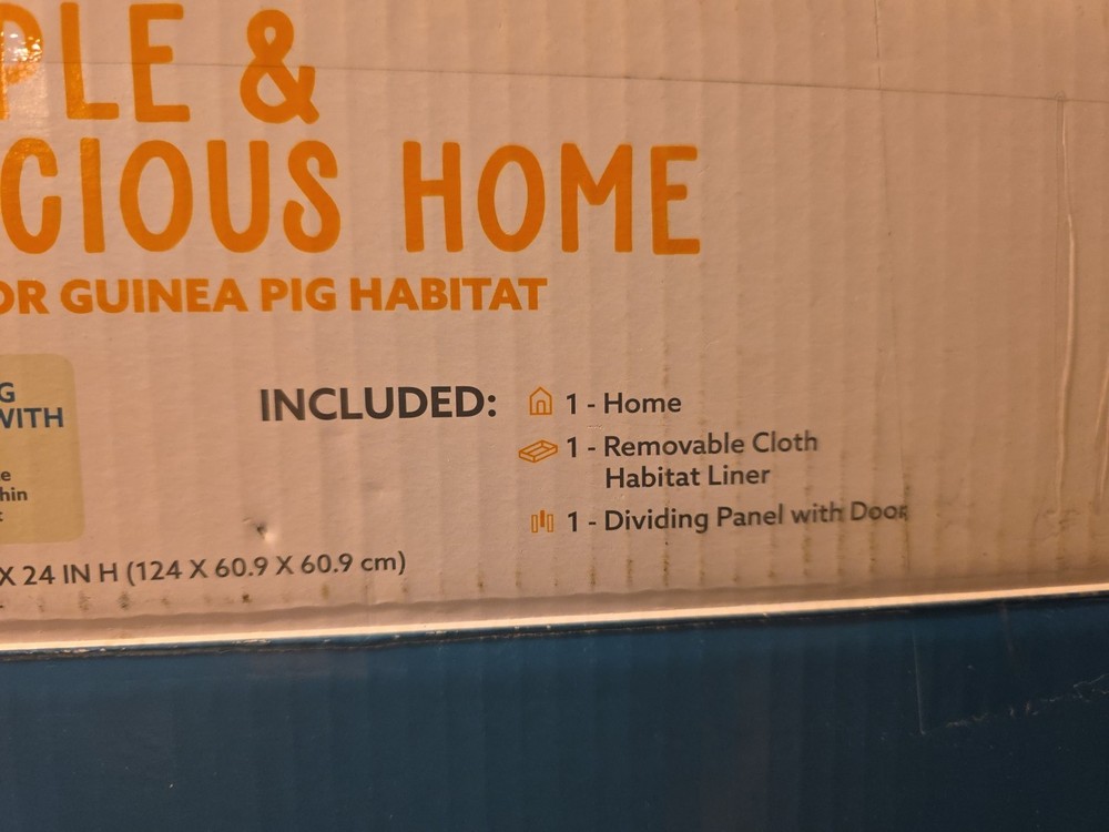 Full Cheeks Simple & Spacious Home, Rabbit or Guinea Pig Habitat **MISSING LINER