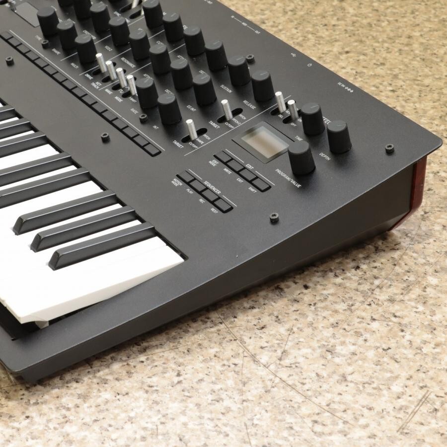 KORG minilogue xd Polyphonic Analog Synthesizer Multi-engine 37-keys Sequencer