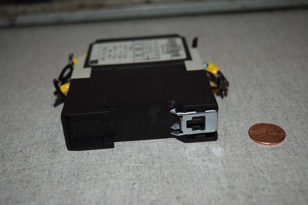 Telemecanique RE4RL13BU Time Delay Relay
