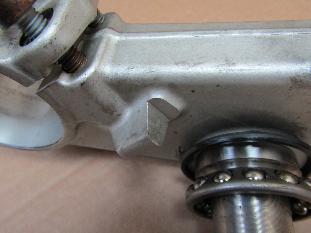 Triumph Tiger 800 2011 yoke set (14638)