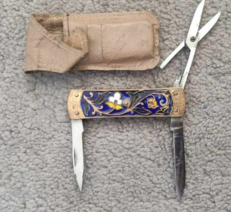 Folding pen knife, vintage USSR enamel