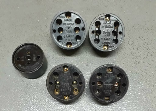 Vintage Old 4 Pcs Electrical Bakelite Switch & 1 Socket made in India.