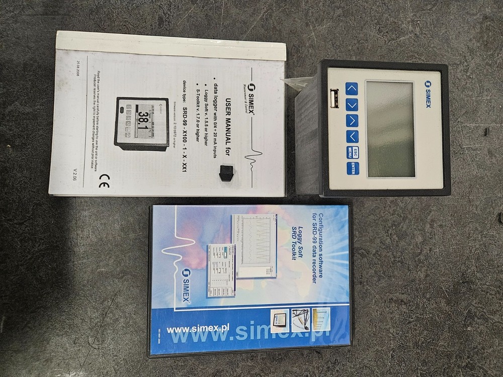 Simex SRD-99-8100-1-3-0B1 datalogger