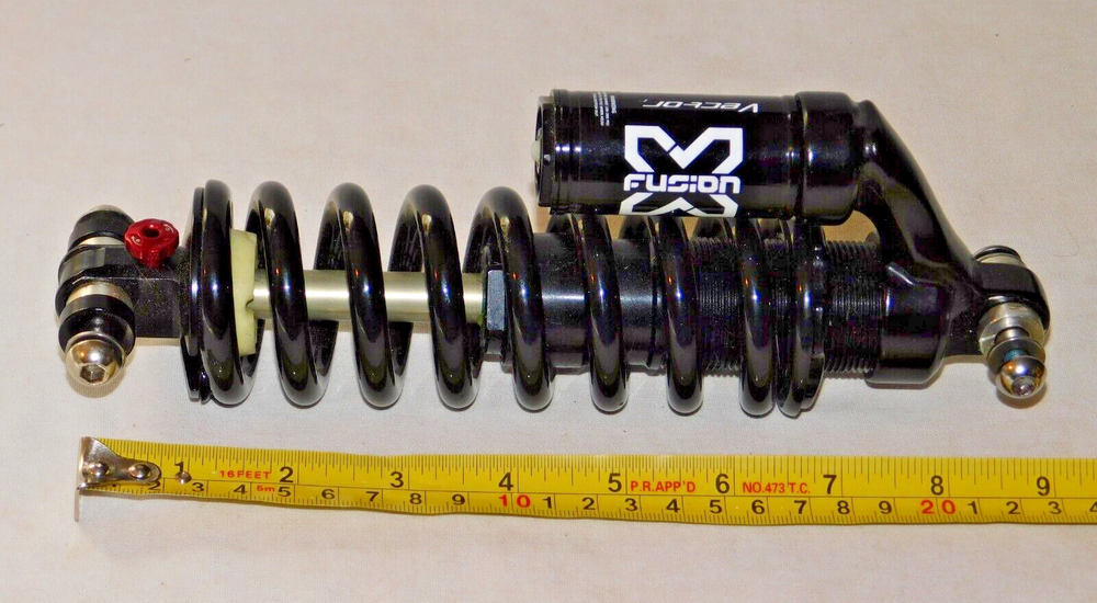 X-FUSION Vector S400X69 Rear Shock - Display model, Never Used