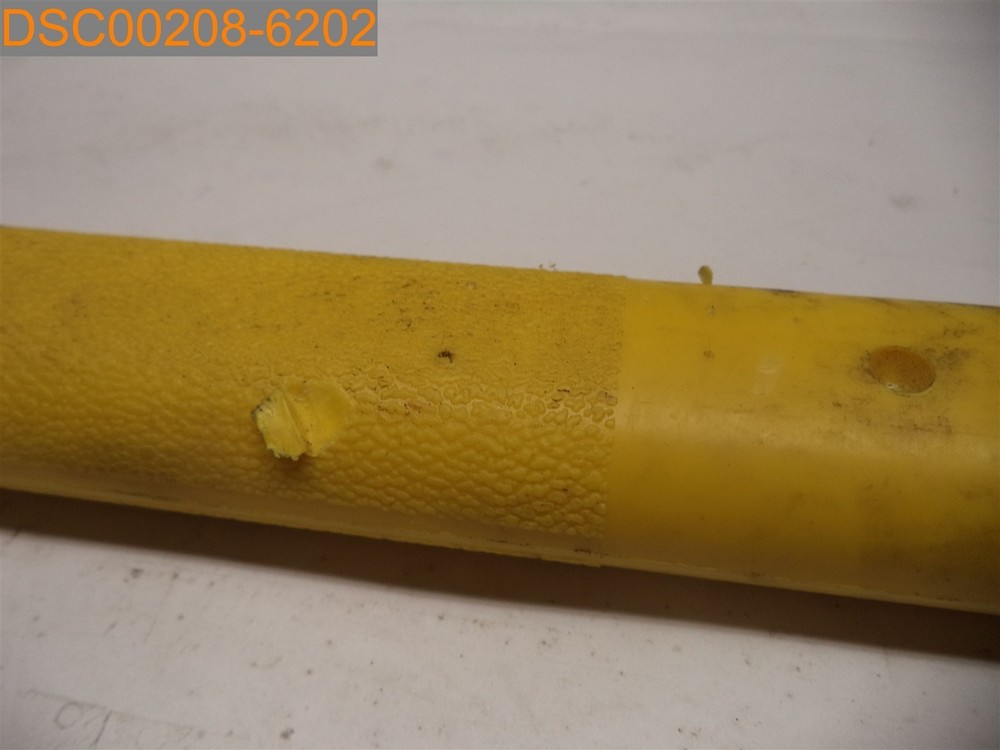 SCRATCHES & ROUGHING: 36" Replacement 2036100 Yellow Handle