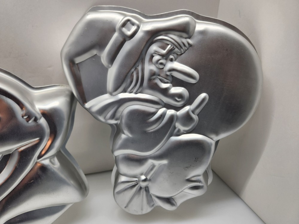 Vintage Wilton Cake Molds-Count Dracula & Witch