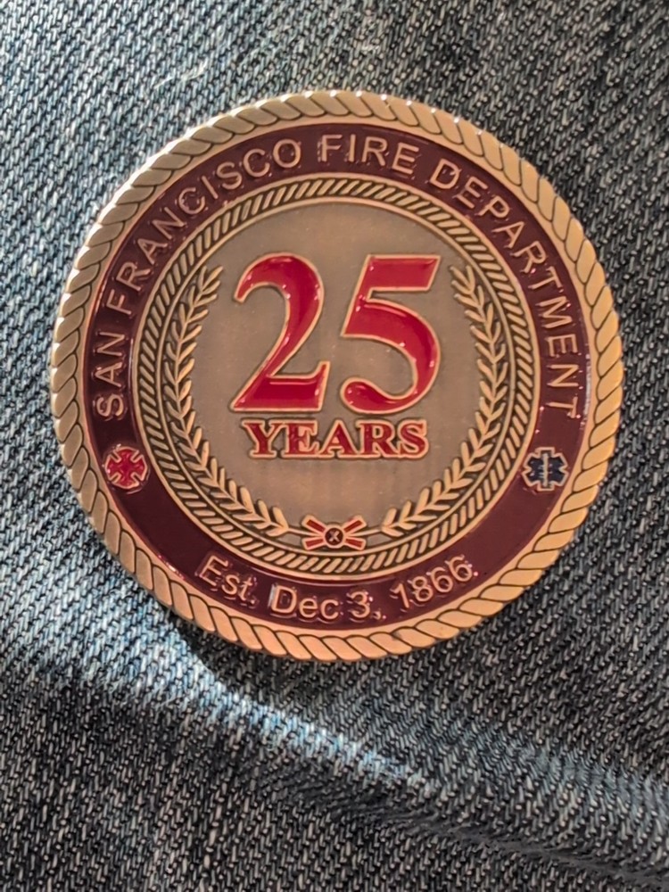 SAN FRANCISCO FIRE DEPT Challenge Coin 25 Years