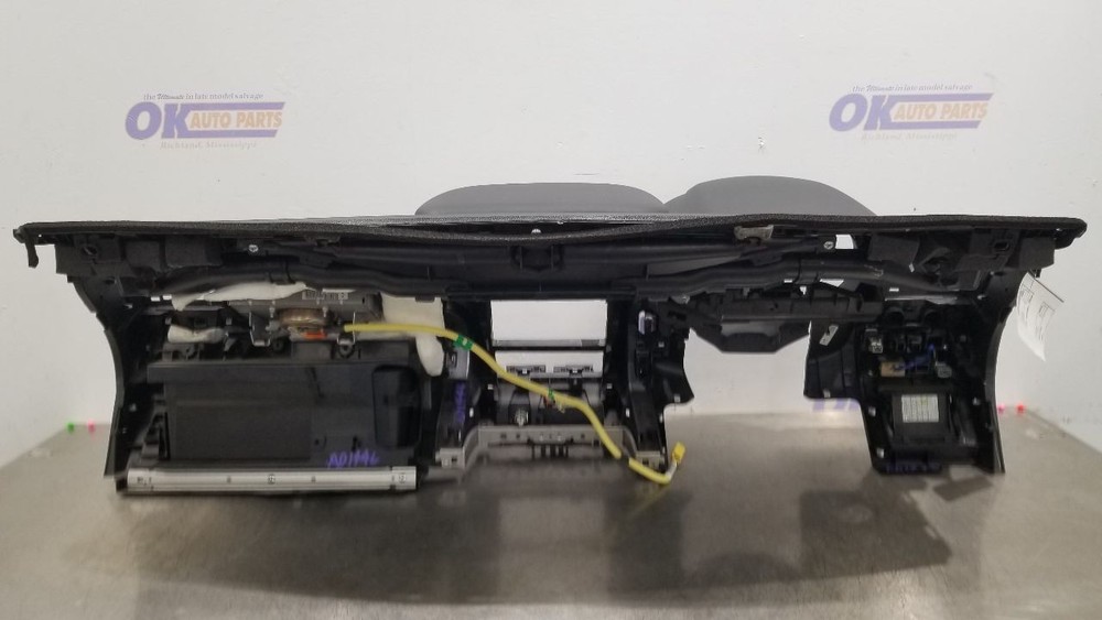 20 SUBARU WRX STI DASH PANEL DASHBOARD ASSEMBLY WITH PASSENGER SRS