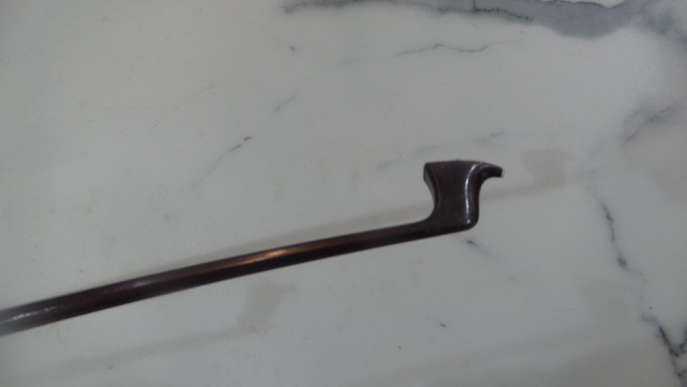 Vintage Becker Violin bow, 4/4, Measures 29 1/4"